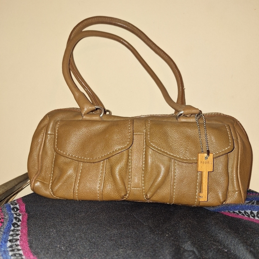 Vintage Fossil Brown Leather Purse With Wooden Key Brunch Wedding